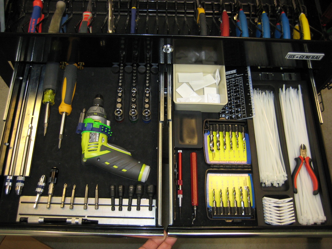 upperdrawers.jpg